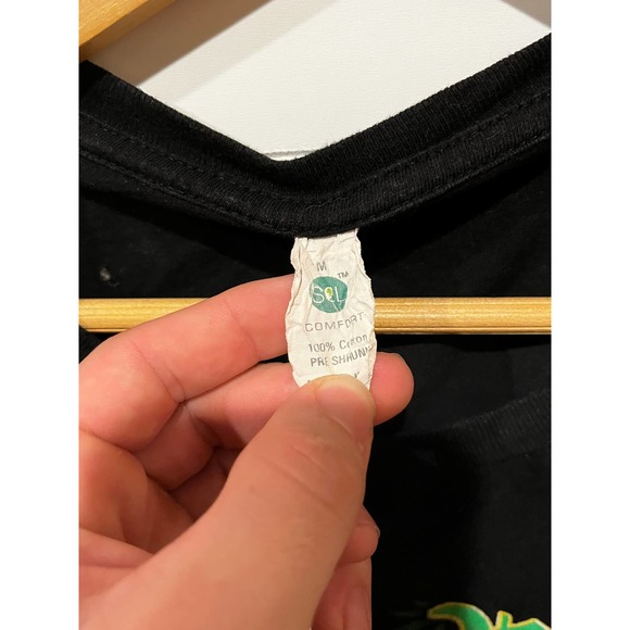 Don’t Panic weed graphic tee - Picture 3 of 3